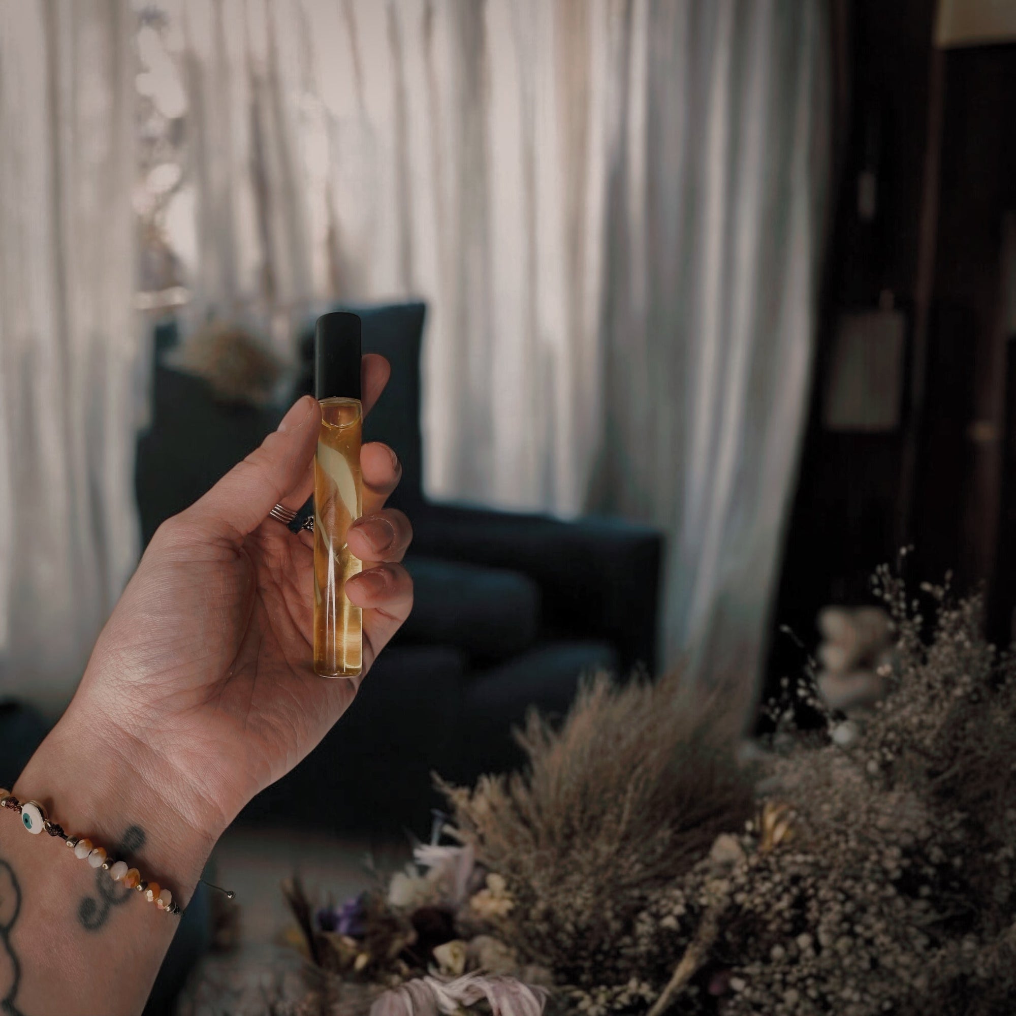 Unisex Rollerball Perfume, 15ml – Gender Neutral Fragrance Oils