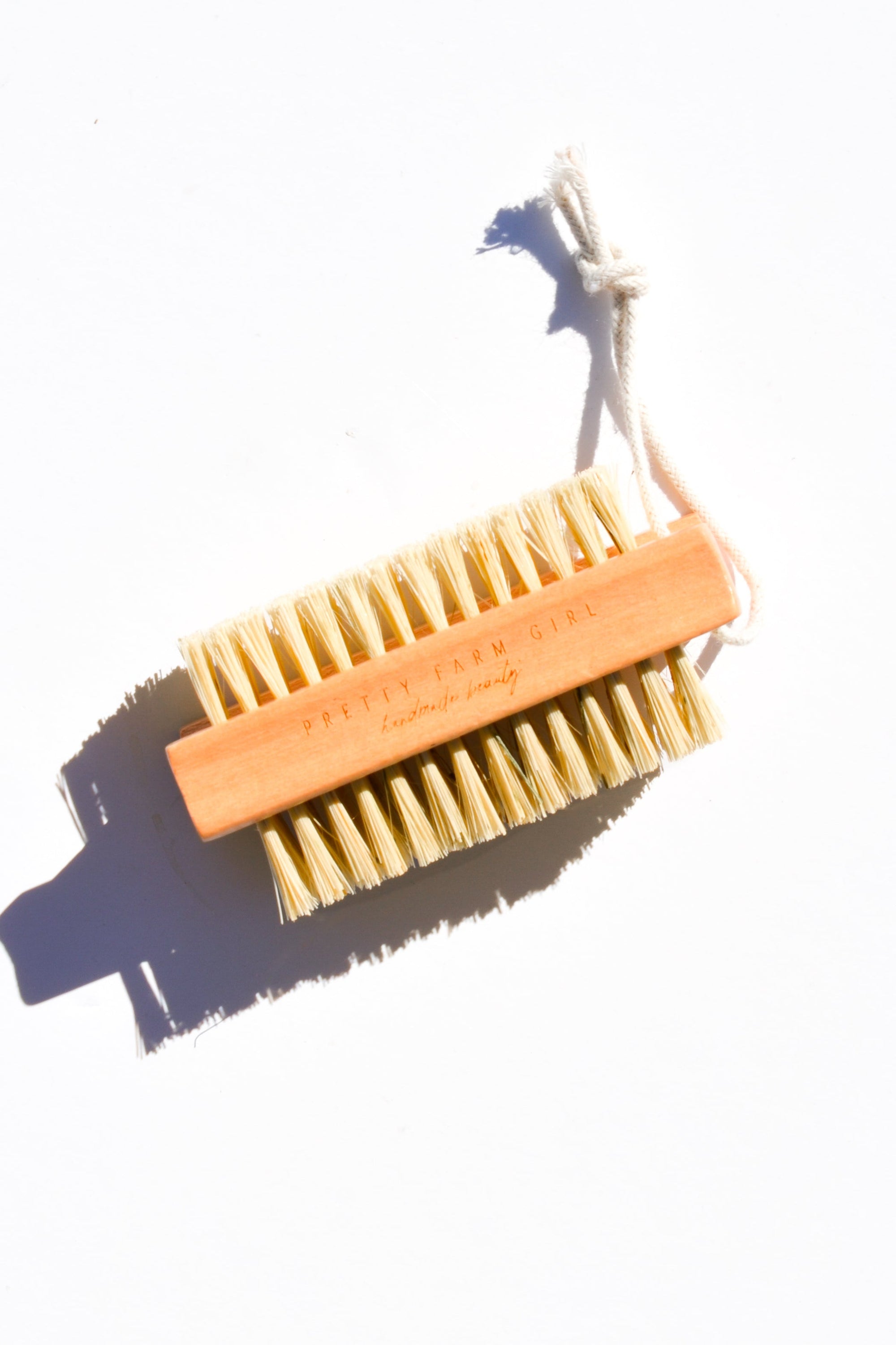 Bamboo Nail Brush With Sisal Bristles – A Thoughtful Self Care Ritual – Beauty Cafe